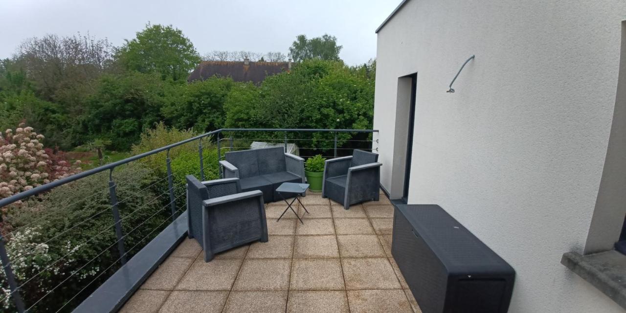 Grande Maison Entiere De 120M2 Epron Exterior photo